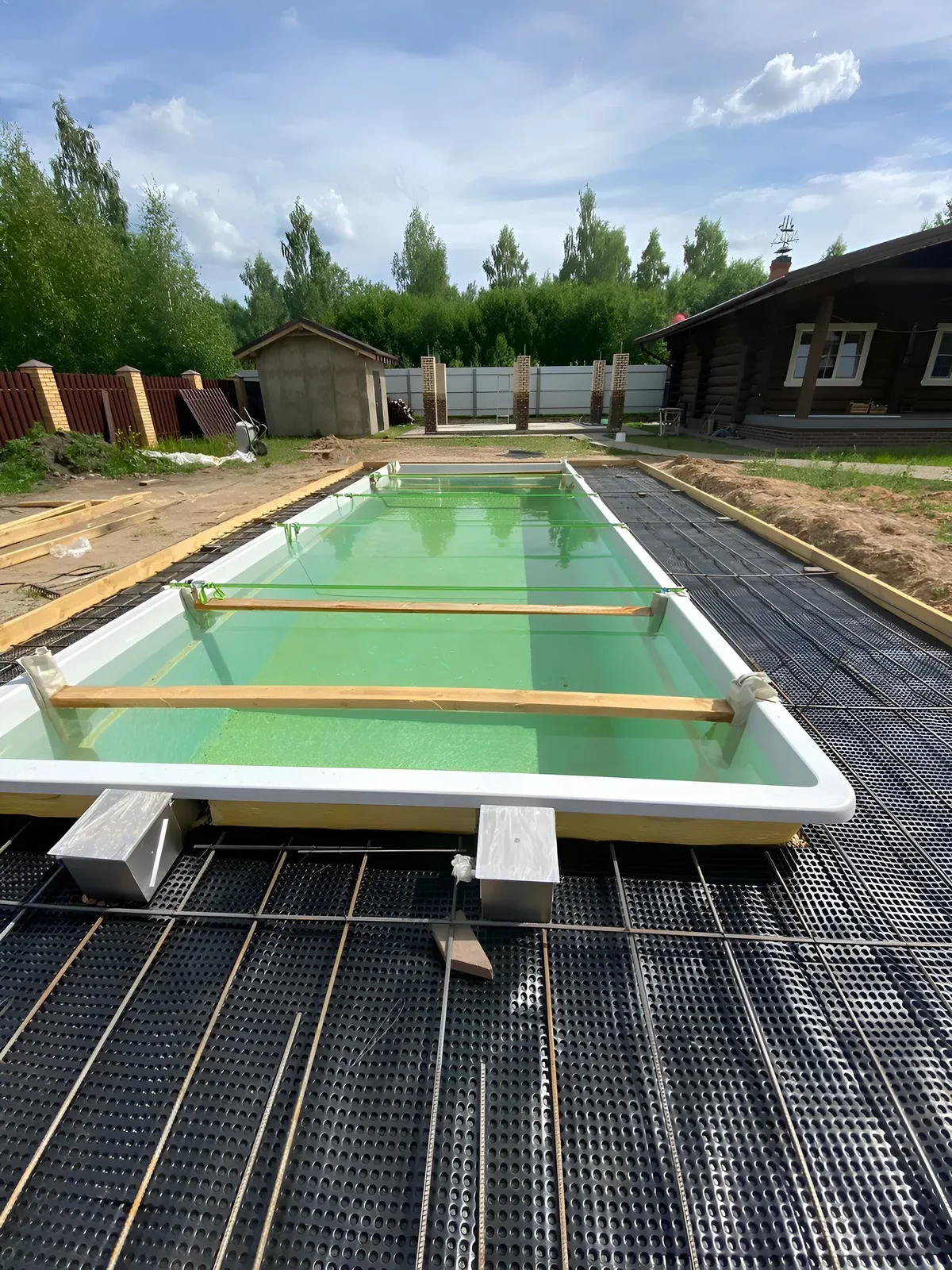 Laguna 9 — вечернее освещение в Щелково